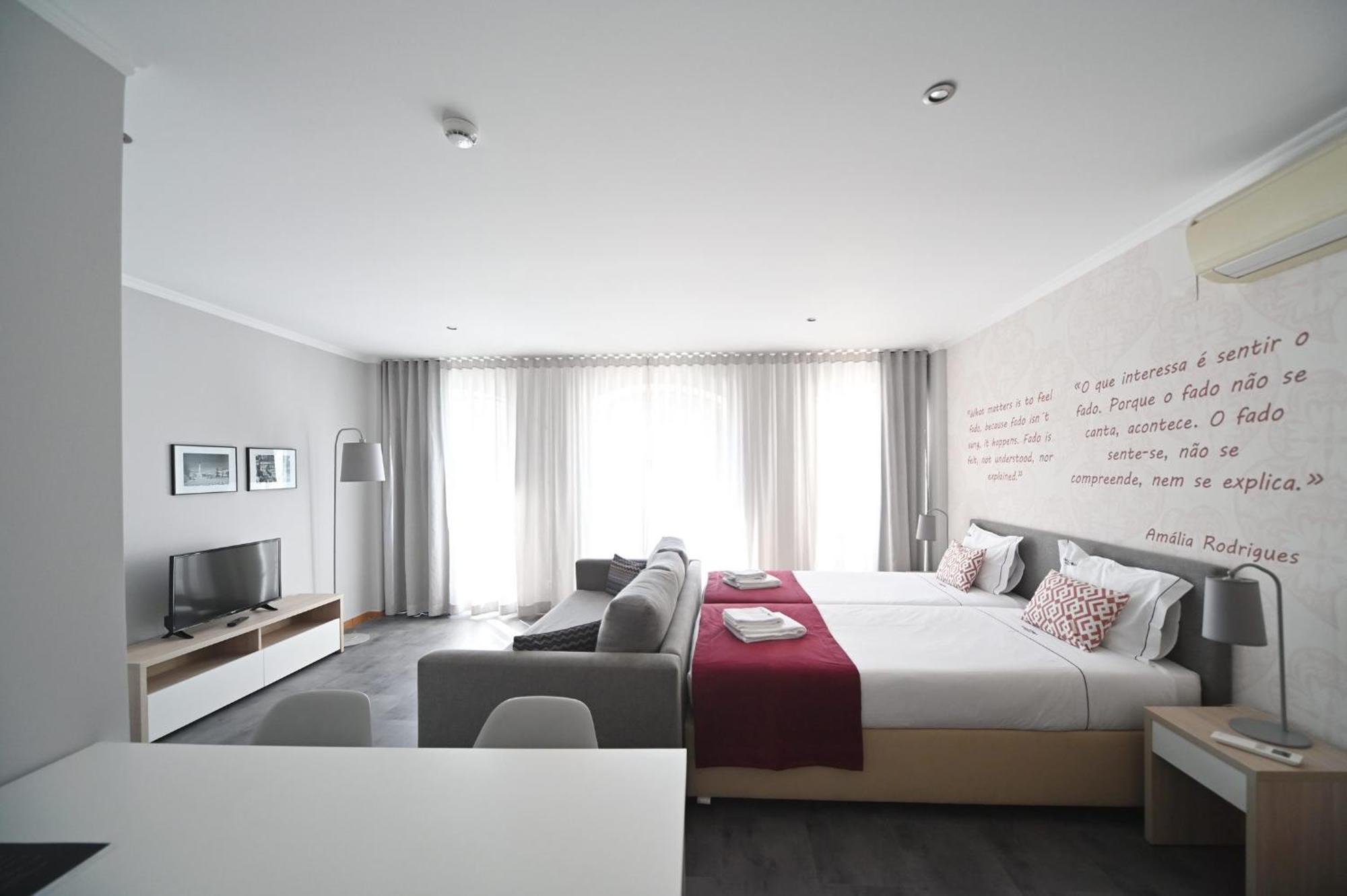 Gasthof Famous Crows 3*